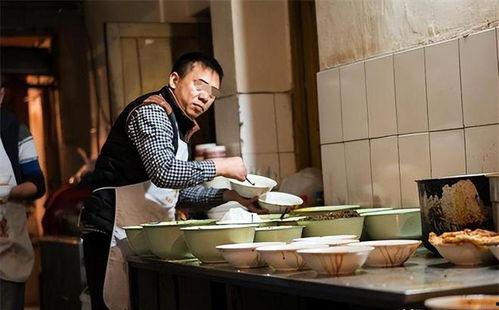 哈尔滨面馆爆料案件最新,真相揭露，疑云重重！